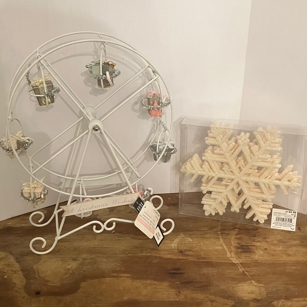 Ashland White Ferris Wheel with Snowflake Decor